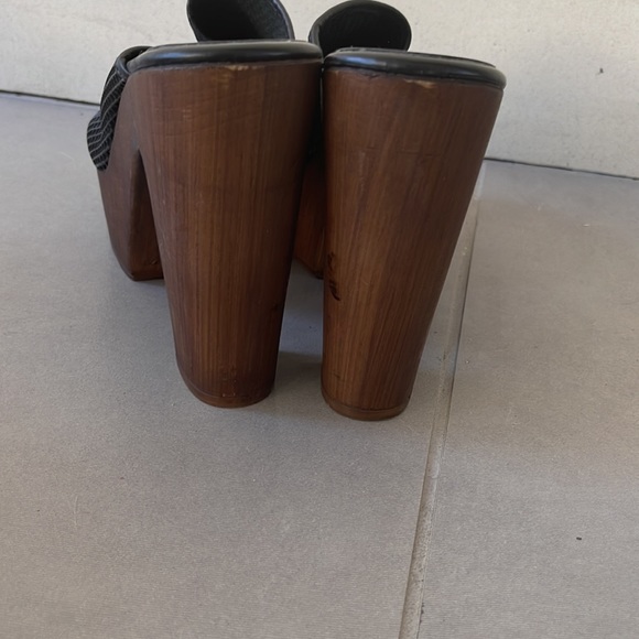 Black platform wedges Charles David - Picture 3 of 6